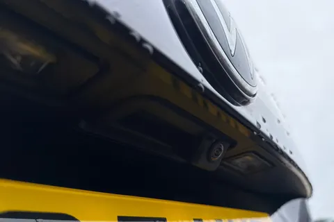 YR25UUD Volkswagen Tiguan 2.0 TDI R-Line 5dr DSG Thumbnail #29