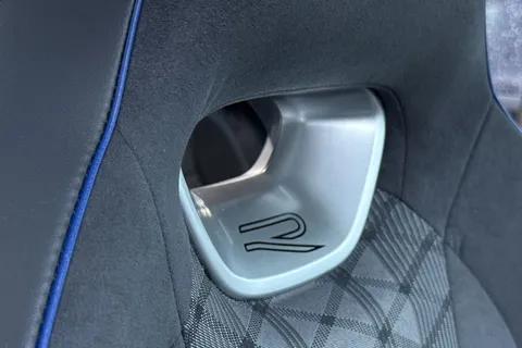 YR25UUD Volkswagen Tiguan 2.0 TDI R-Line 5dr DSG Thumbnail #34