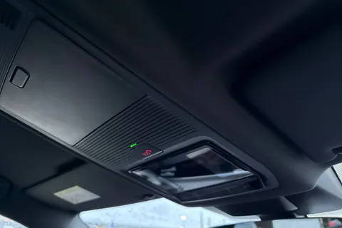 YR25UUD Volkswagen Tiguan 2.0 TDI R-Line 5dr DSG Thumbnail #36