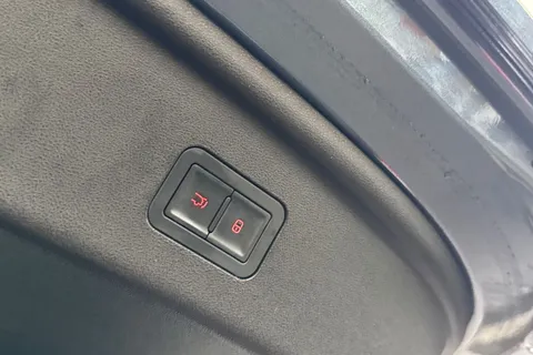 DG75PHN BYD Sealion 7 82.5kWh Comfort Auto 5dr Thumbnail #36