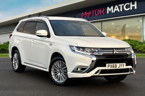 PX68JYY Mitsubishi Outlander 2.4h TwinMotor 13.8kWh 4h CVT 4WD Euro 6 (s/s) 5dr Thumbnail #2