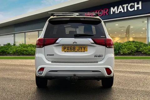 PX68JYY Mitsubishi Outlander 2.4h TwinMotor 13.8kWh 4h CVT 4WD Euro 6 (s/s) 5dr Thumbnail #5