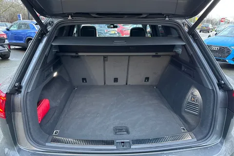 AU75NPJ Volkswagen Touareg 3.0 V6 TDI 4Motion 286 Black Edition 5dr Tip Auto | Tow Bar | Heated Seats Thumbnail #8