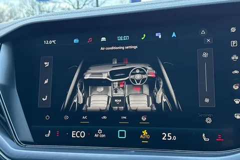 AU75NPJ Volkswagen Touareg 3.0 V6 TDI 4Motion 286 Black Edition 5dr Tip Auto | Tow Bar | Heated Seats Thumbnail #23