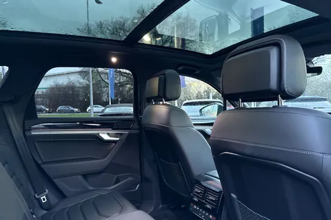 AU75NPJ Volkswagen Touareg 3.0 V6 TDI 4Motion 286 Black Edition 5dr Tip Auto | Tow Bar | Heated Seats Thumbnail #43