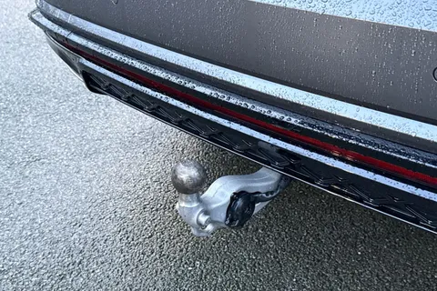 AU75NPJ Volkswagen Touareg 3.0 V6 TDI 4Motion 286 Black Edition 5dr Tip Auto | Tow Bar | Heated Seats Thumbnail #48