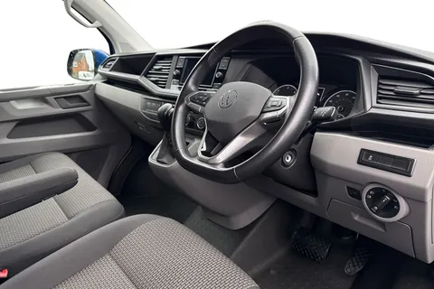 MA24GJZ Volkswagen Transporter 2.0 TDI 150 Highline Kombi Van DSG Thumbnail #7