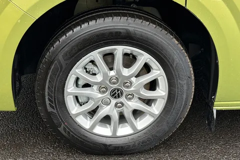 MF75FCZ Volkswagen Transporter 2.0 TDI 170 Commerce Pro Van Auto Thumbnail #6