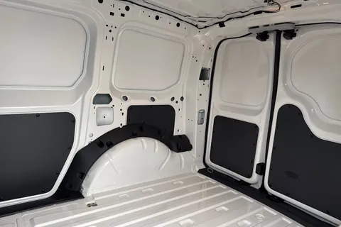 HG74NXB Volkswagen Caddy 2.0 TDI 102PS Commerce Pro Van [Tech Pack] Thumbnail #13