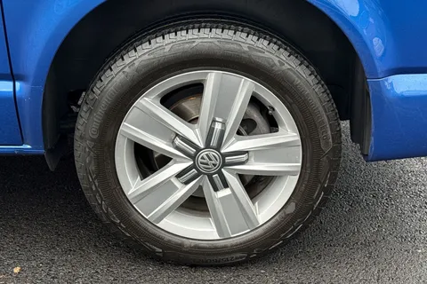 MA24GJZ Volkswagen Transporter 2.0 TDI 150 Highline Kombi Van DSG Thumbnail #21