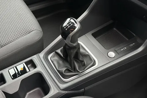 HG74NXB Volkswagen Caddy 2.0 TDI 102PS Commerce Pro Van [Tech Pack] Thumbnail #19