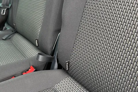 MA24GJZ Volkswagen Transporter 2.0 TDI 150 Highline Kombi Van DSG Thumbnail #32