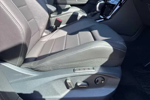 CX75UCE Volkswagen T-Roc 2.0 TDI 150 EVO R-Line DSG ⭐Nappa leather package, Sunroof, 19' Misano Allo Thumbnail #38