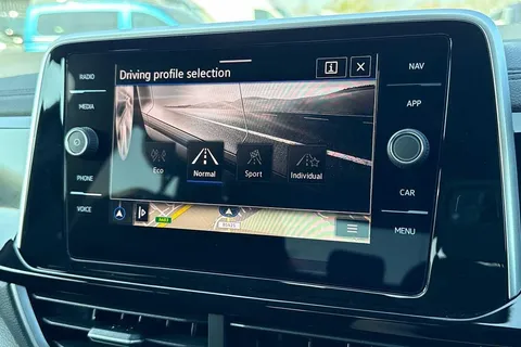 CX75UCE Volkswagen T-Roc 2.0 TDI 150 EVO R-Line DSG ⭐Nappa leather package, Sunroof, 19' Misano Allo Thumbnail #47