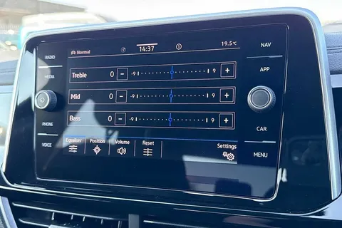 CX75UCE Volkswagen T-Roc 2.0 TDI 150 EVO R-Line DSG ⭐Nappa leather package, Sunroof, 19' Misano Allo Thumbnail #56