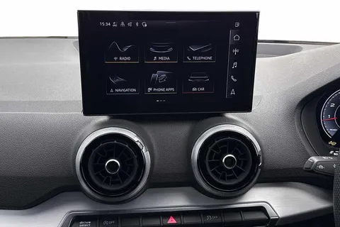 KM25UTO Audi Q2 Black Edition 35 TFSI  150 PS S tronic Thumbnail #13