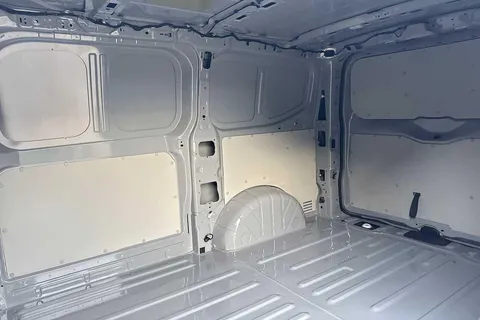 PK75KWR Volkswagen Transporter T28 Panel Van Commerce Pro SWB 110 PS 2.0 TDI 6sp Manual Thumbnail #13