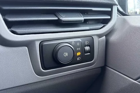 PK75KWR Volkswagen Transporter T28 Panel Van Commerce Pro SWB 110 PS 2.0 TDI 6sp Manual Thumbnail #24