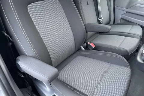 PF75AVN Volkswagen Transporter T28 Panel Van Commerce Pro SWB 110 PS 2.0 TDI 6sp Manual Thumbnail #35