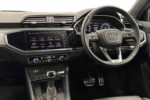 GL24TZP Audi Q3 S line 35 TFSI  150 PS S tronic Thumbnail #2