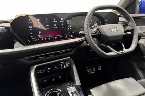 KR75FGX Audi Q5 SUV S line TFSI quattro 204 PS S tronic Thumbnail #2