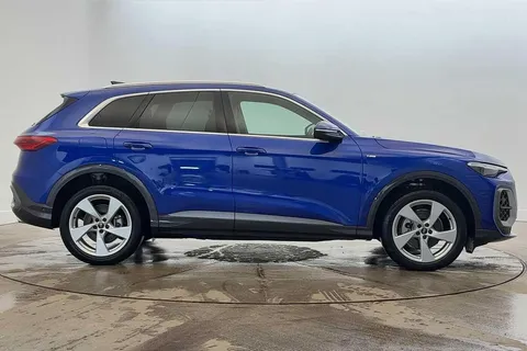 KR75FGX Audi Q5 SUV S line TFSI quattro 204 PS S tronic Thumbnail #4