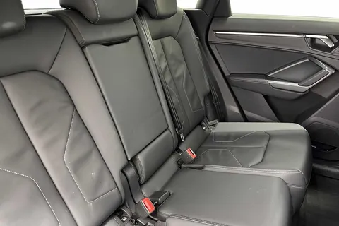 GL24TZP Audi Q3 S line 35 TFSI  150 PS S tronic Thumbnail #10