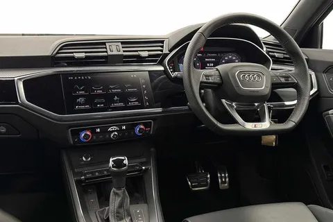 KT25XBA Audi Q3 Black Edition 35 TDI  150 PS S tronic Thumbnail #2