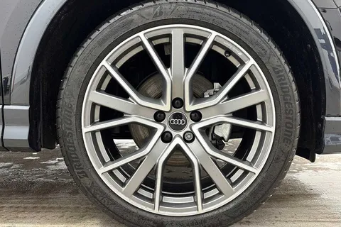 KT25XBA Audi Q3 Black Edition 35 TDI  150 PS S tronic Thumbnail #6