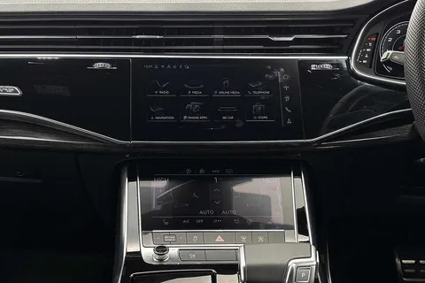 KW74BKY Audi Q7 SUV  Black Edition 55 TFSI quattro 340 PS tiptronic Thumbnail #13