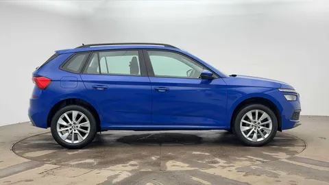 FL73VXD Škoda Kamiq 1.0 TSI SE DSG Euro 6 (s/s) 5dr Thumbnail #2