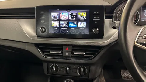 FL73VXD Škoda Kamiq 1.0 TSI SE DSG Euro 6 (s/s) 5dr Thumbnail #8