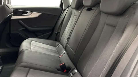 YY72ODL Audi A4 Avant 2.0 TFSI 35 Technik S Tronic Euro 6 (s/s) 5dr Thumbnail #9