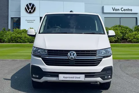 DG74YBU Volkswagen Transporter 2.0 TDI 150 Highline Van Thumbnail #8