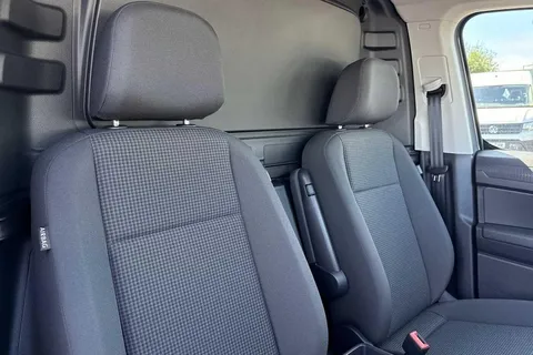 DF75XDH Volkswagen Caddy C20 Cargo Commerce Pro 122 PS 2.0 TDI 7sp DSG - Delivery Miles Thumbnail #20