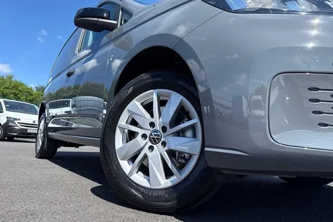 DF75XDH Volkswagen Caddy C20 Cargo Commerce Pro 122 PS 2.0 TDI 7sp DSG - Delivery Miles Thumbnail #29