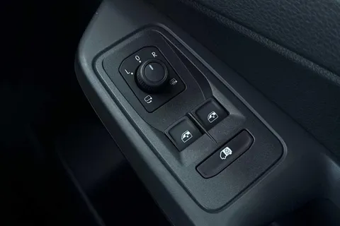 DF75XDH Volkswagen Caddy C20 Cargo Commerce Pro 122 PS 2.0 TDI 7sp DSG - Delivery Miles Thumbnail #38