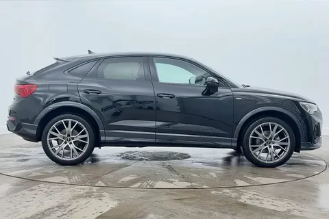 KT25XAX Audi Q3 Black Edition 35 TDI  150 PS S tronic Thumbnail #6