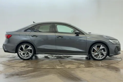 DG25WVF Audi A3 Black Edition 35 TFSI  150 PS S tronic Thumbnail #6