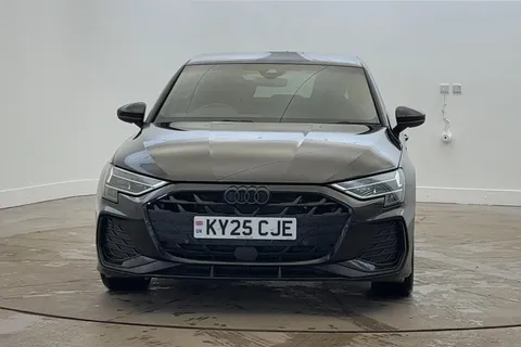 KY25CJE Audi A3 Black Edition 35 TFSI  150 PS S tronic Thumbnail #2