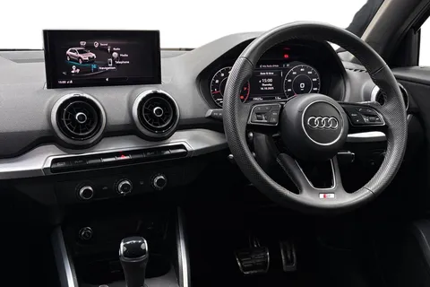 GF24WXA Audi Q2 S line 35 TFSI  150 PS S tronic Thumbnail #8