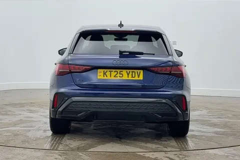 KT25YDV Audi A3 Black Edition 35 TFSI  150 PS S tronic Thumbnail #4