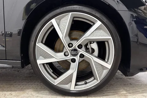 KY25CJE Audi A3 Black Edition 35 TFSI  150 PS S tronic Thumbnail #11
