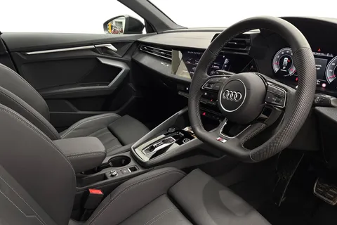 KT25YDV Audi A3 Black Edition 35 TFSI  150 PS S tronic Thumbnail #6