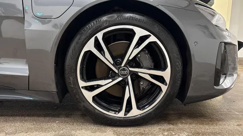 AK73NDX Audi e-tron GT 93.4kWh Auto quattro 4dr Thumbnail #5