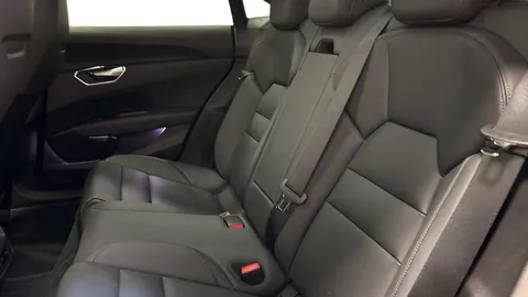 AK73NDX Audi e-tron GT 93.4kWh Auto quattro 4dr Thumbnail #7