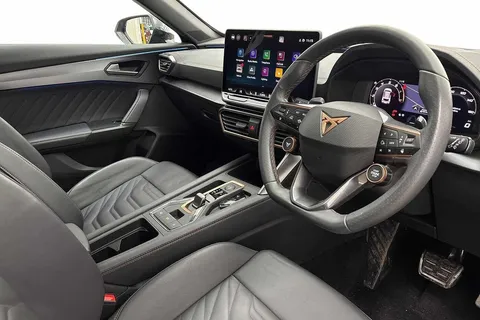 KP25FNM CUPRA Formentor 2.0 TSI 333 VZ2 5dr DSG 4Drive***PANORAMIC SUNROOF*** Thumbnail #6