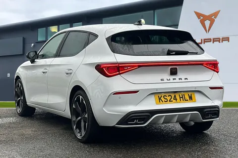 KS24HLW CUPRA Leon 1.5 eTSI EVO V1 DSG Euro 6 (s/s) 5dr Thumbnail #3