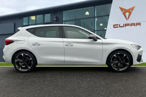 KS24HLW CUPRA Leon 1.5 eTSI EVO V1 DSG Euro 6 (s/s) 5dr Thumbnail #4