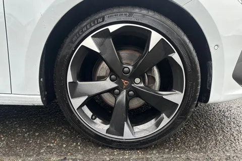 KS24HLW CUPRA Leon 1.5 eTSI EVO V1 DSG Euro 6 (s/s) 5dr Thumbnail #10